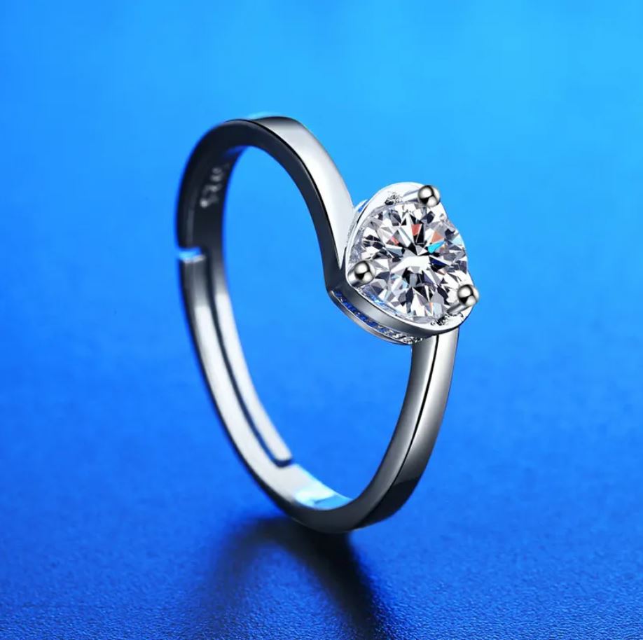 Korean version fashion diamond set heart single diamond ring women's