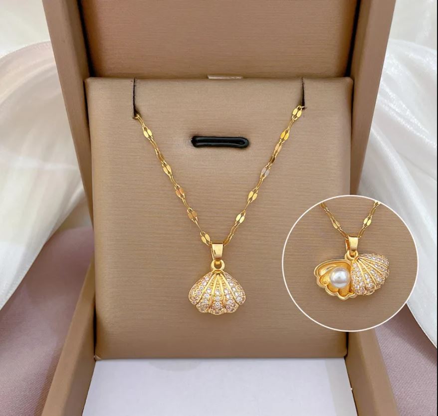 Pearl Shell Pendant 18k Gold Plated Necklace-412